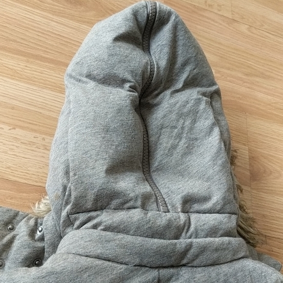 BCBG Grey Melange Hooded Puffer Vest - Picture 6 of 11